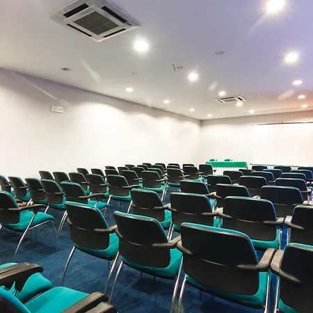 Golden Tulip - Falperra Braga