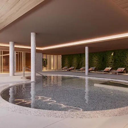 Golden Tulip - Falperra