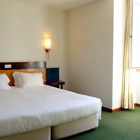 The Lince Otel