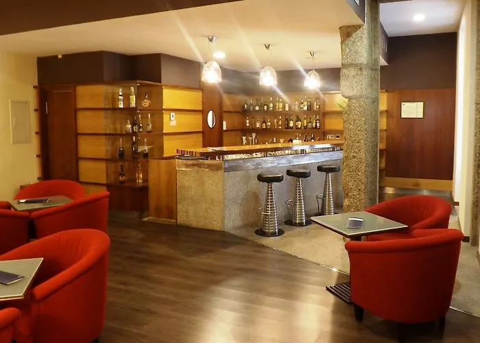 Отель The Lince Брага